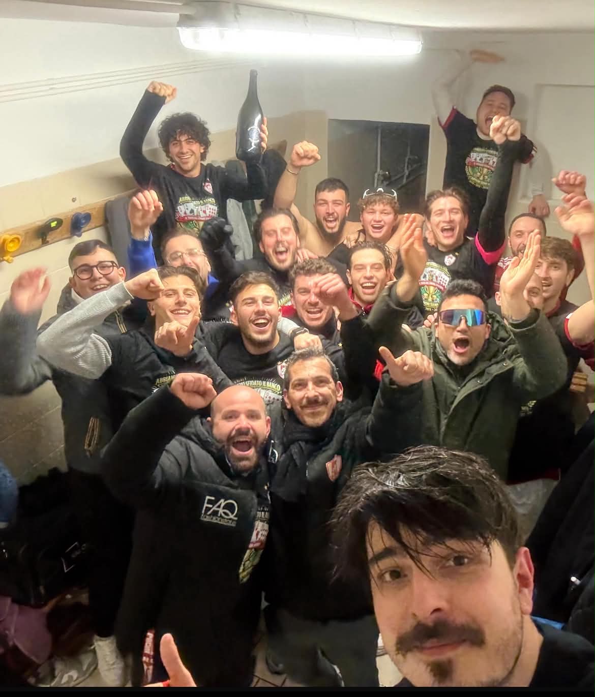 Festeggiamenti per la vittoria sul Quality — fotografia 4