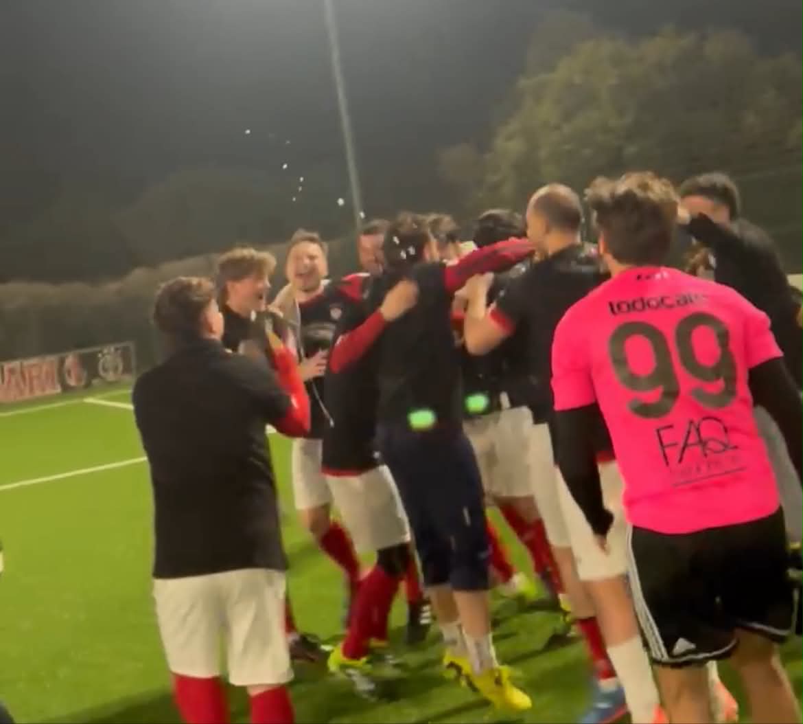 Festeggiamenti per la vittoria sul Quality — fotografia 5