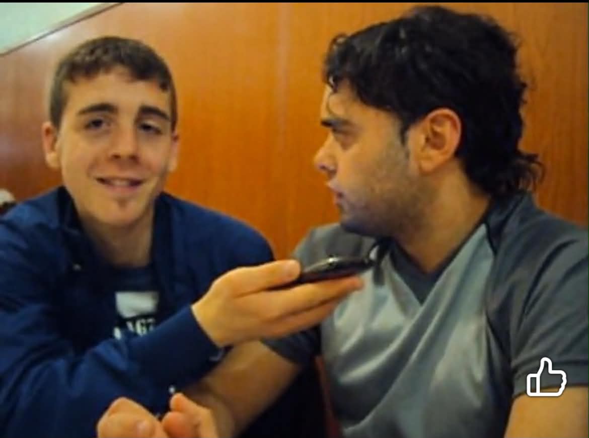 Vincenzo De Rosa durante la stagione 2009/10. A registrare l'intervista è Pietro Strambella, allora tra i protagonisti del primo Black.